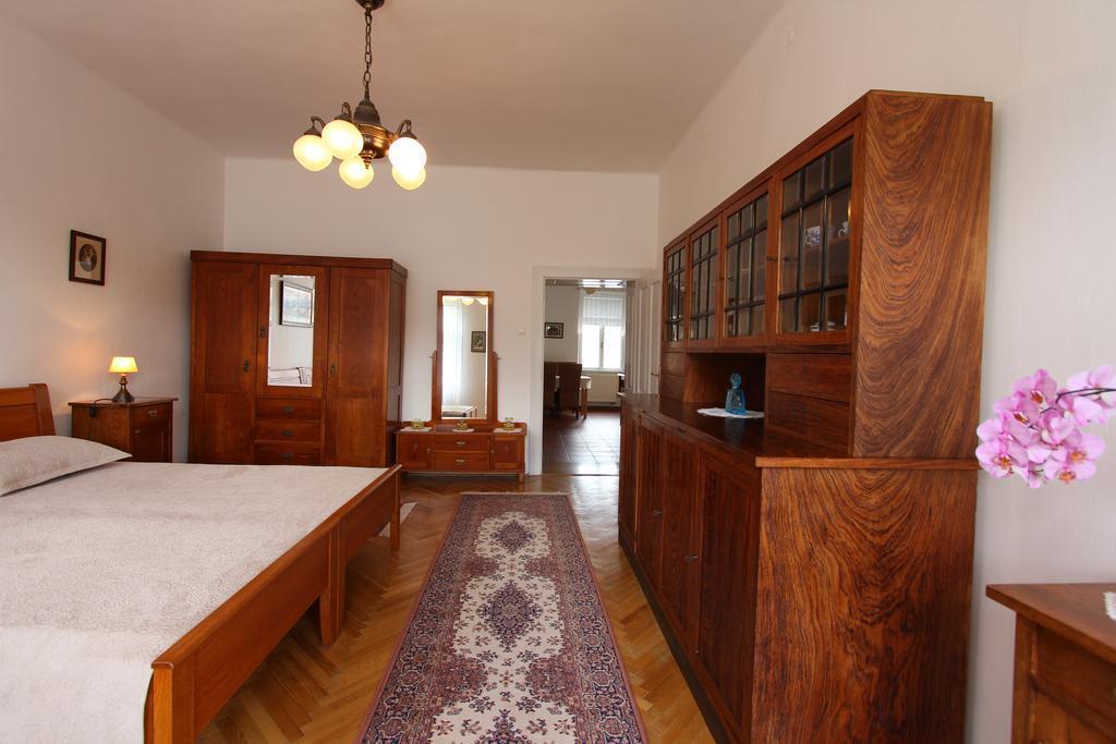 Penzion Jelen Vranov nad Dyjí Quarto foto