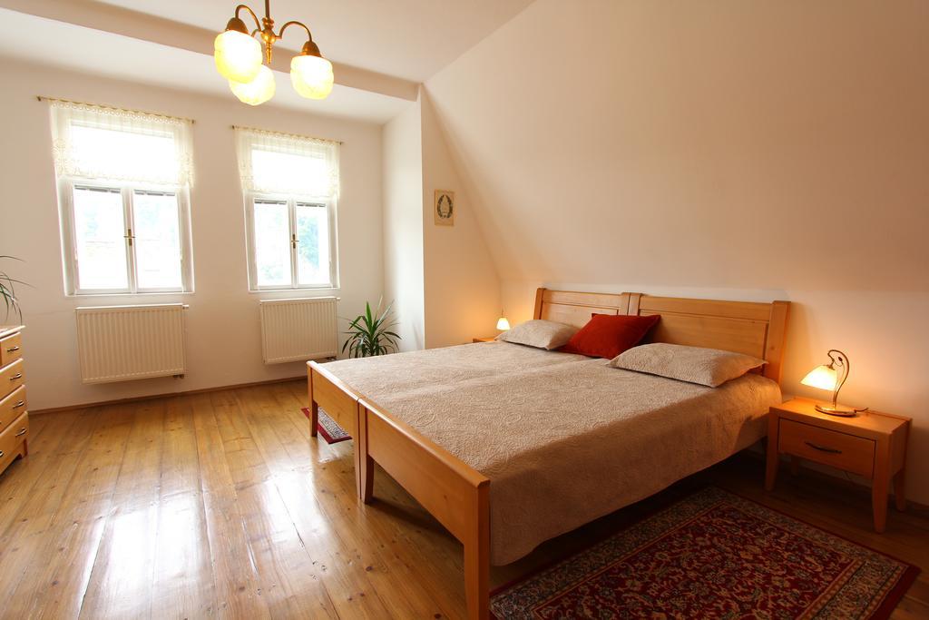 Penzion Jelen Vranov nad Dyjí Quarto foto